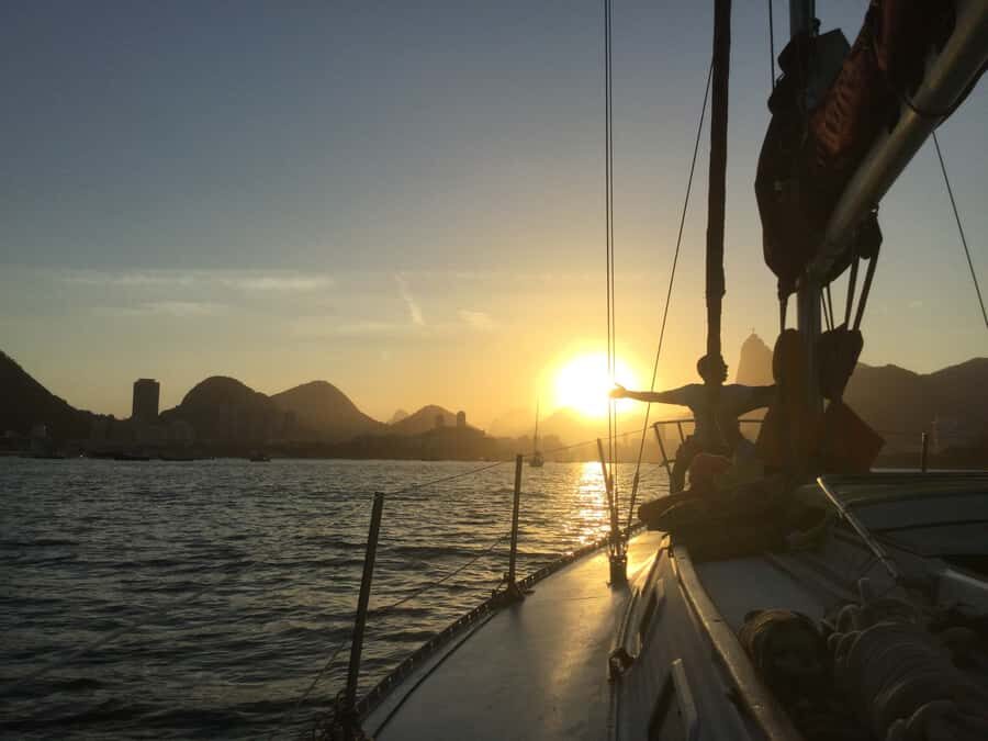 Rio de Janeiro: Sunset Sailing Tour - Passing São José, Lage, and Santa Cruz: fortresses you can actually see