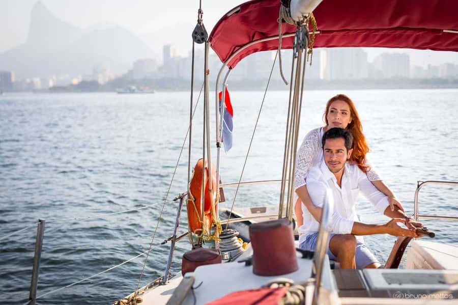 Rio de Janeiro: Sunset Sailing Tour - Niterói detour: Boa Viagem Island and Oscar Niemeyer’s museum views