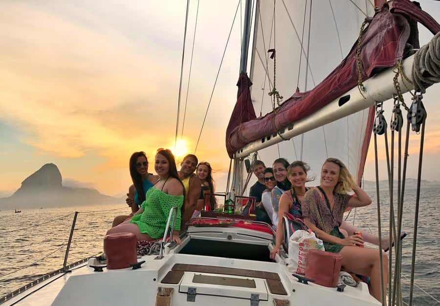 Rio de Janeiro: Sunset Sailing Tour - Small-group romance and the private option