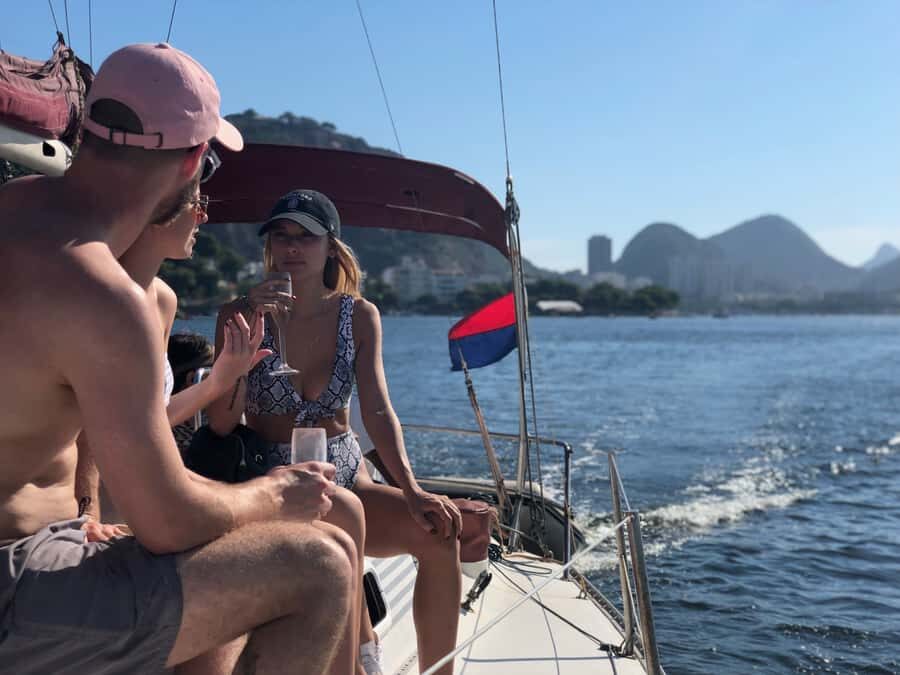 Rio de Janeiro: Sunset Sailing Tour - Timing, weather, and what to pack so you’re comfortable