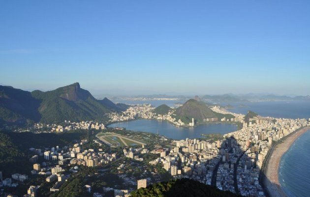 Rio de Janeiro: Vidigal Favela Tour and Two Brothers Hike - Guides, stories, and the small extras that make the day smoother