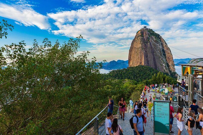Rio Express: Christ the Redeemer and Sugarloaf Mountain - Morro da Urca: The Cable Car Switch That Changes the View