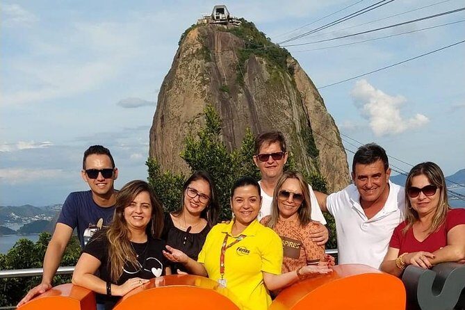 Rio Express: Guided tour of Sugar Loaf Mountain and Christ Redeemer. - Rio Express in plain English: a 5-hour hit of the Rio you came for