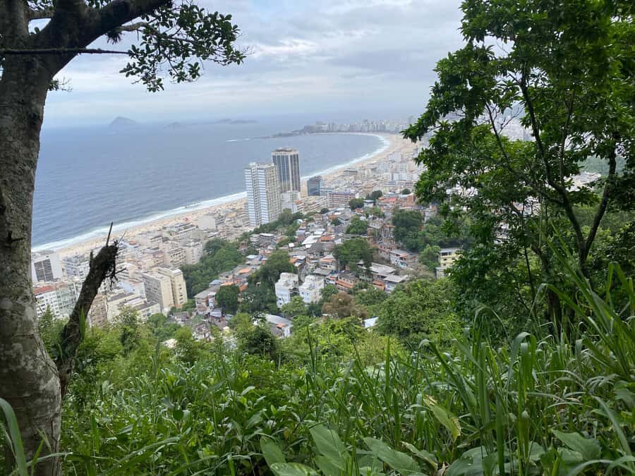 Rio: Favela Tour Imersion in Babilônia and Chapéu Mangueira - Price and logistics: what $47 really buys you