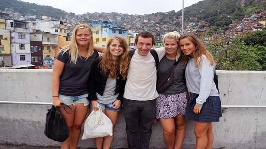 Rio: Favela Walking Tour of Rocinha with a Resident Guide - The 3-Hour Walking Plan: Markets, Capoeira, Murals, and Real Stops