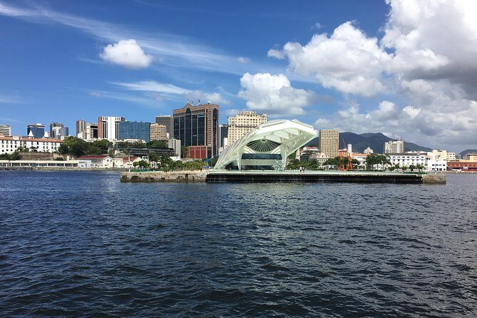 Rio From the Sea: Guanabara Bay Cruise with Optional Barbecue Lunch - Marina da Glória to the dock: how the day starts