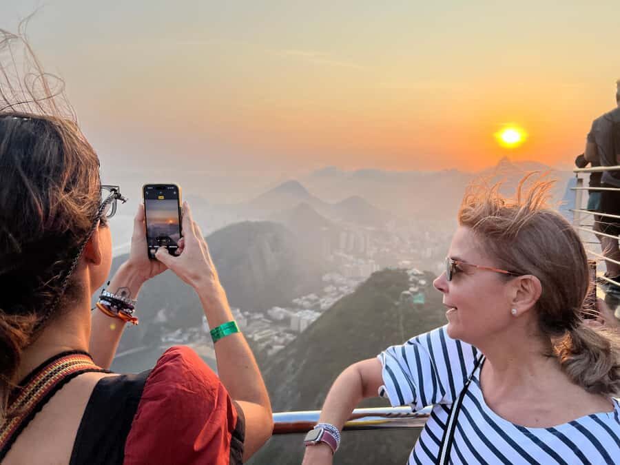 Rio Highlights: Christ, Sugarloaf, more in a Private Tour - Lunch Break: Choose What Fits Your Energy