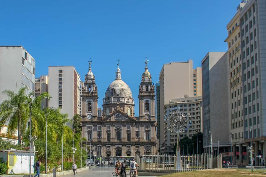 Rio: Historical Walking Tour - Churches and cultural institutions: Our Lady of the Merchants to Candelária
