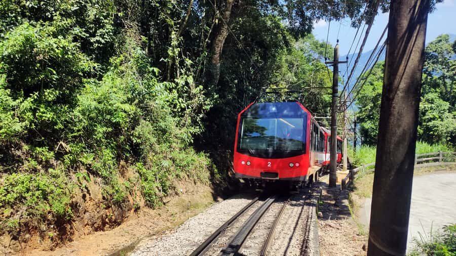 Rio: Maracanã Stadium & Christ the Redeemer by Rack Railway - Who Should Book This (and Who Should Not)