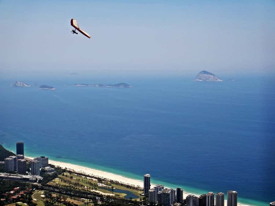 Rio: Pedra Bonita 4-Hour Hike with Free Flight Ramp Visit - What to bring and wear so the hike stays pleasant