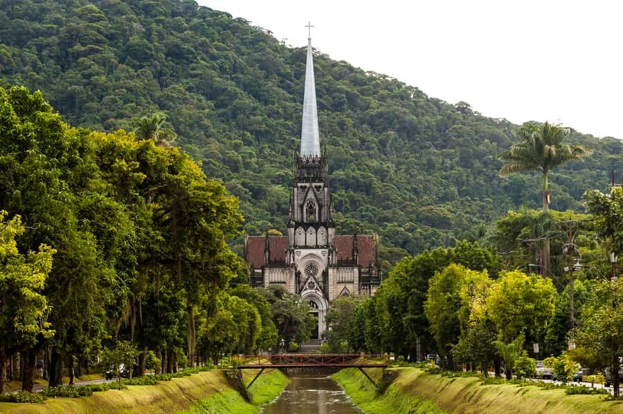 Rio: Petrópolis Guided Cultural City Day Tour with Pickup - Petrópolis From Rio: That 2-Hour Climb Sets the Tone