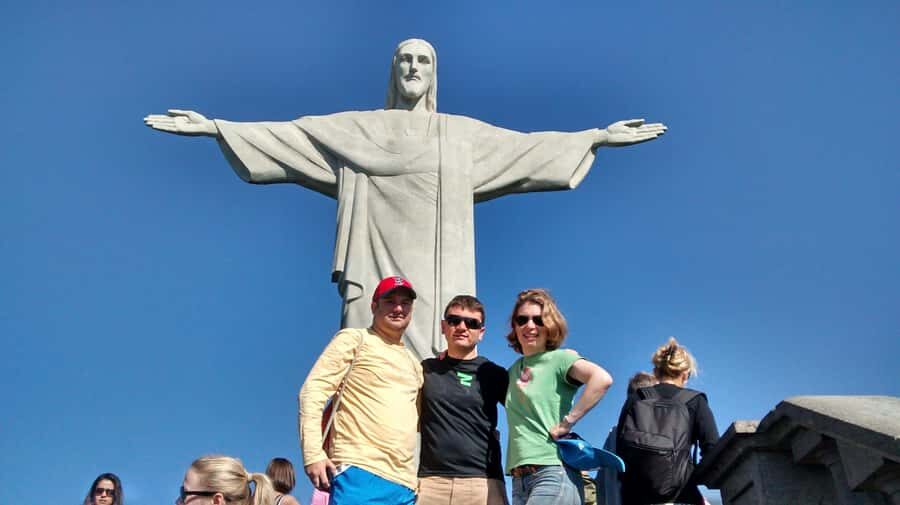 Rio: Private Tour 5 Hours Customized Tour With a Local Guide - Food, Entrance Fees, and the Stuff You Should Bring