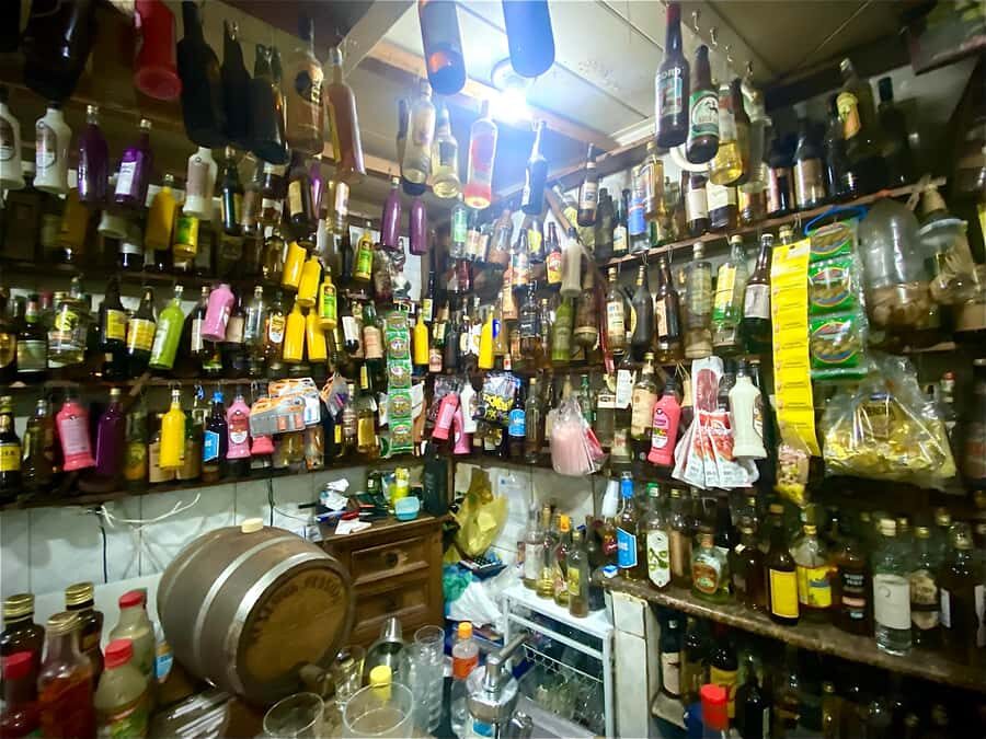 Rio: Pub Crawl in Lapa with Cachaça Tasting and Live Samba - The club finish with DJ music: Brazilian funk, pop, and reggaeton