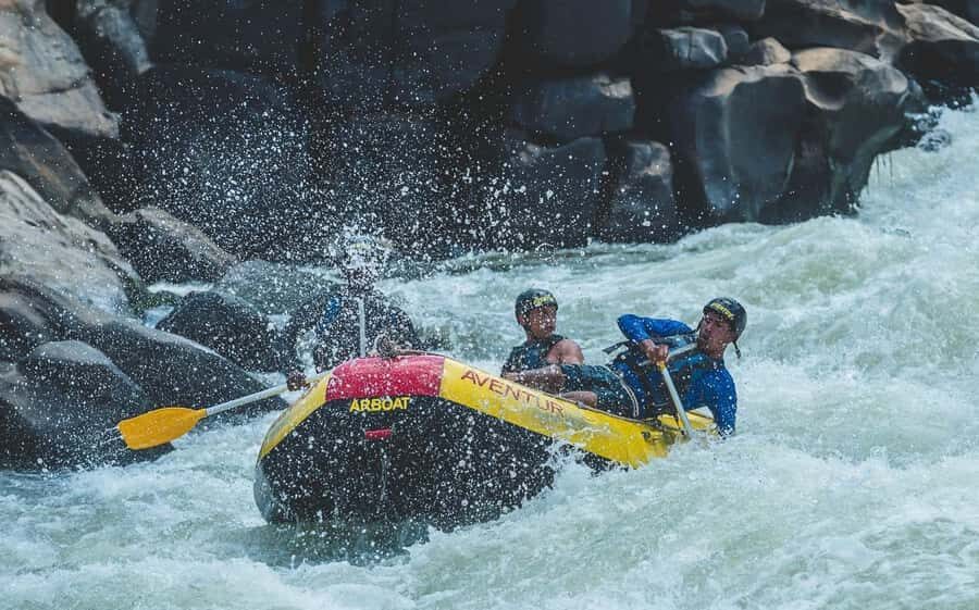 Rio: White Water Rafting Adventure tour in Rio de Janeiro - Lunch after the rapids: refuel time that makes the day feel complete