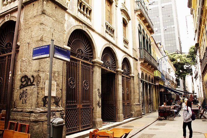 Rio's city walking tour: a glimpse of history and olympic legacy - Praça XV and Paço Imperial: Brazil’s crown moments in plain sight