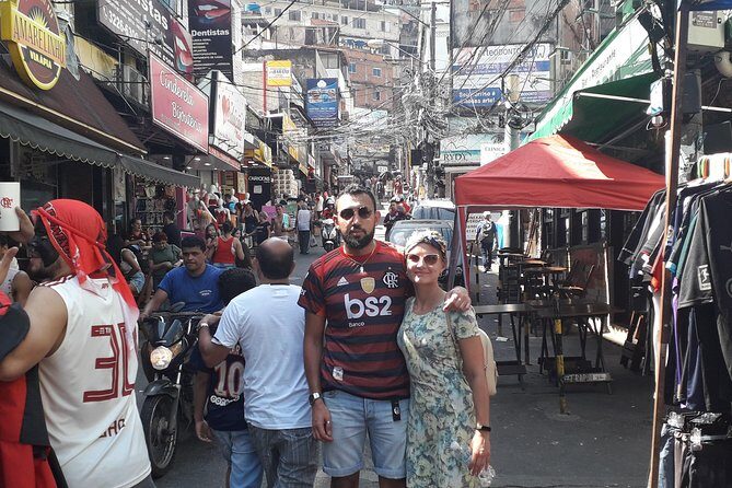 Rocinha Local Tour - Souvenir Shopping With a Donation Twist