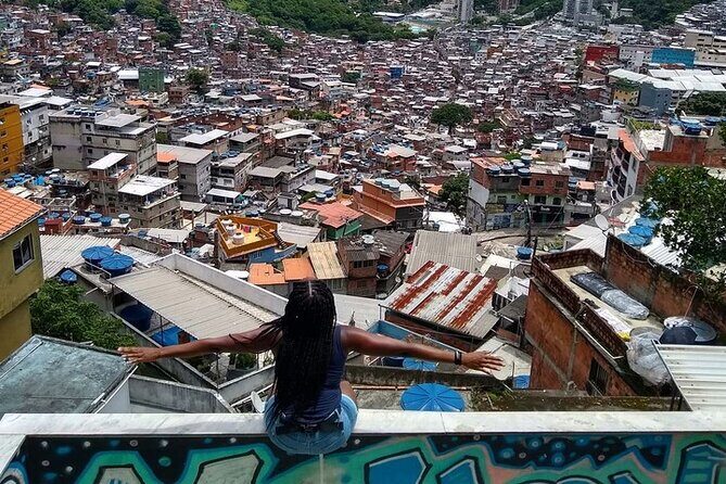 Rocinha Walking Tour: Get a Feel for the Brazil's Largest Favela (Shared Group) - Salocin Area: Learning the Rhythm of Day-to-Day Rocinha
