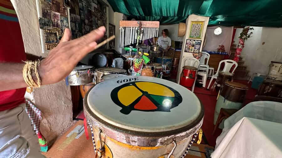 Salvador: 3-Hour Percussion Class - How the small group changes everything