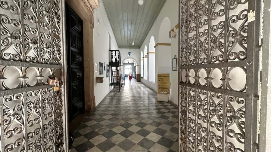 Salvador: 4-Hour Candomblé Mysteries Tour - Pelourinho: where views meet meaning