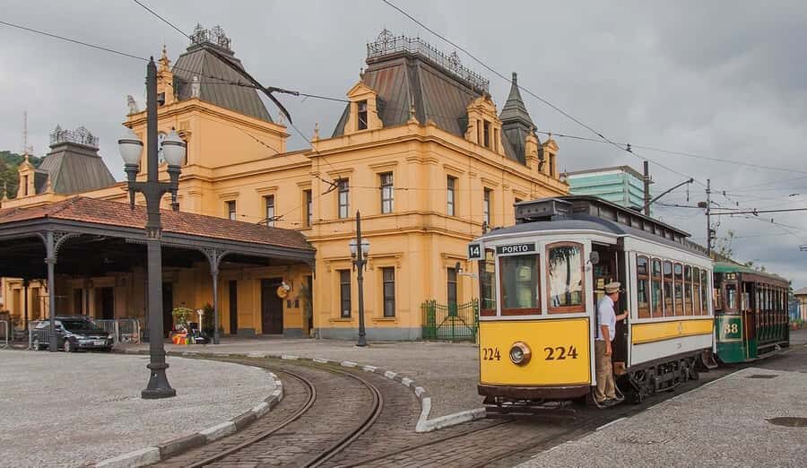 Santos: 7-hour Complete Shared City Tour - Main City Sights - Group setup and comfort: small vehicle perks, small-space reality