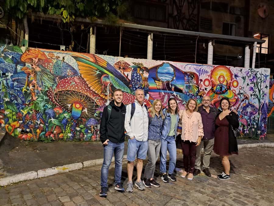 São Paulo: Bar and Street Art Crawl with Local Guide - Pinheiros Meet-Up and the Easy Way Into São Paulo Art History