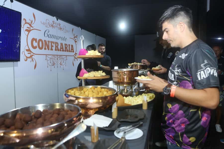 São Paulo Carnival Seating with Food, Drinks, & Transfer - Food Court and Open Bar: Comfort That Actually Works at 2 AM
