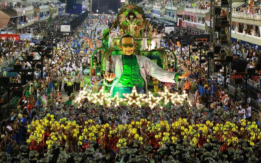 São Paulo Carnival Seating with Food, Drinks, & Transfer - Hotel Pickup and the Separate Entrance: Less Waiting, More Watching