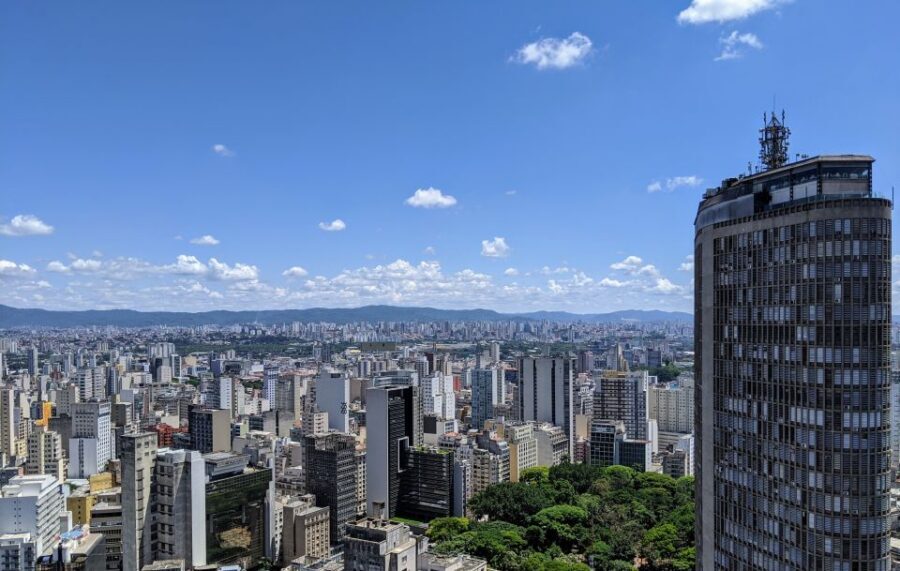 Sao Paulo: Downtown-Center Walking Tour | 2 Hours - English - Finishing in Praça da Liberdade (Liberdade): a practical exit into another neighborhood