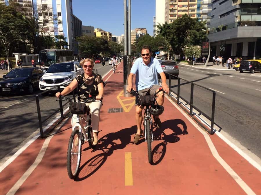 São Paulo: Downtown Historical Bike Tour - Small Group Energy and Guide Style That Actually Changes the Experience