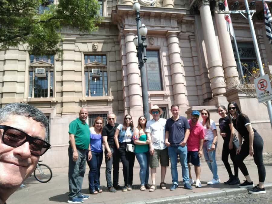 São Paulo: Downtown Walking Tour with Farol Santander Entry - 3 Hours to Reboot Your Sense of Downtown São Paulo