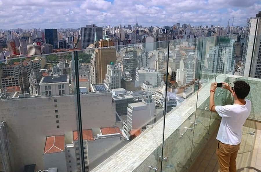 São Paulo: Downtown Walking Tour with Farol Santander Entry - Manor of the Marchioness of Santos: A Detour That Adds Context