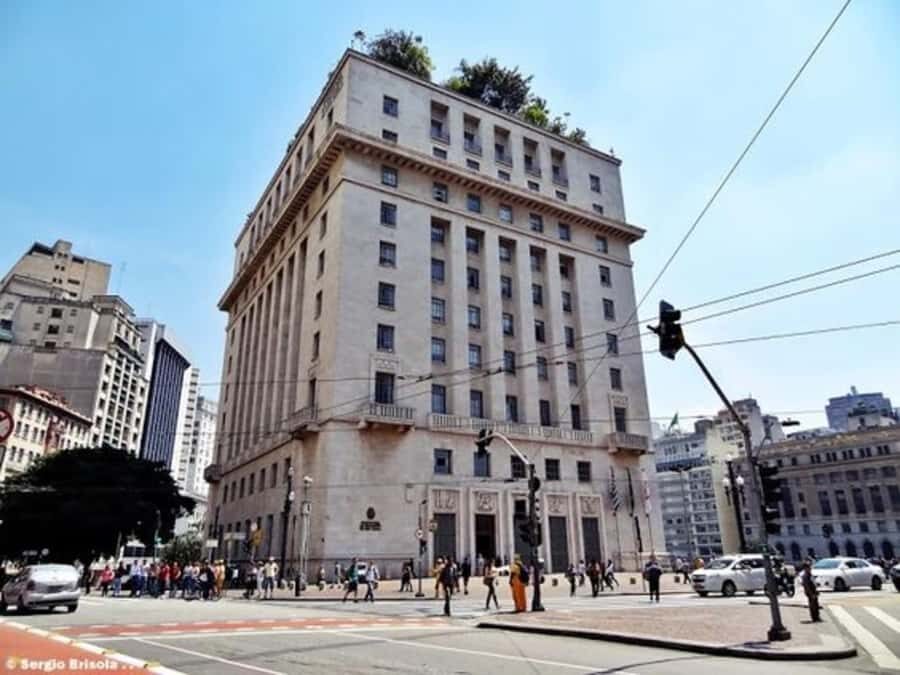 São Paulo : Highlights Walking Tour With A Guide - Where You Start Near Hotel Pallion Center (And Why That Helps)