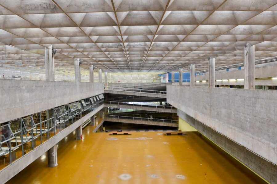 São Paulo: Private 4-Hour Architecture Tour - Logistics that keep you comfortable: private vehicle, pickup, and what to bring
