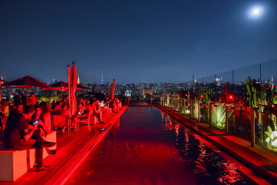 São Paulo: Private 4-Hour Night Tour - Hotel pickup and the first vibe: getting into Vila Madalena fast