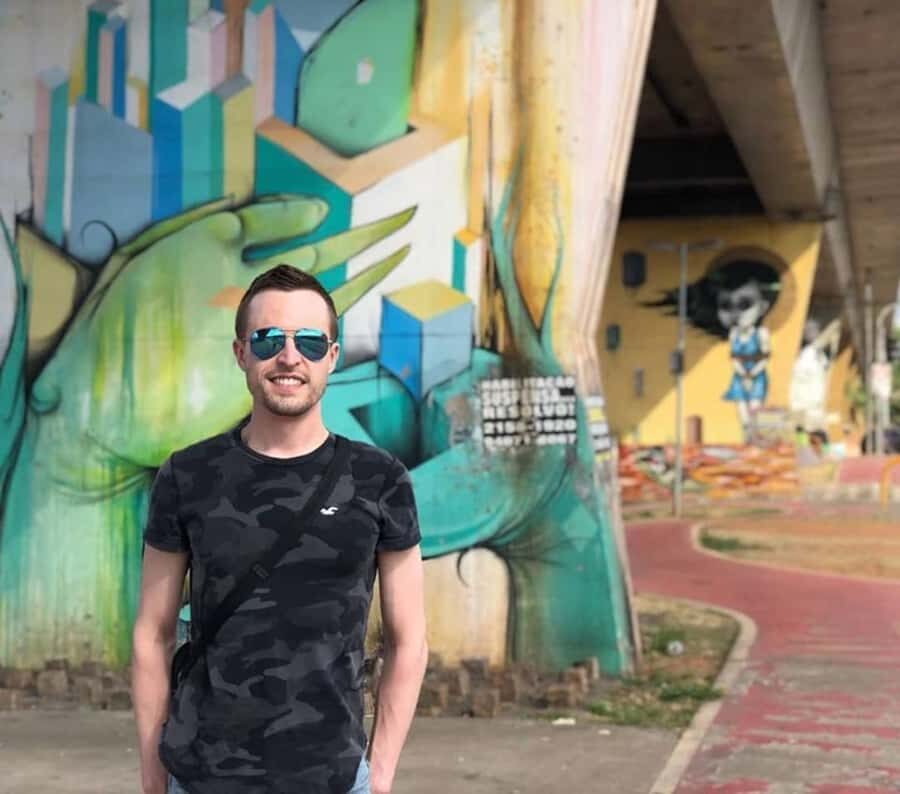 São Paulo Street Art Tour - The graffiti-only gallery: where the tour finally slows down
