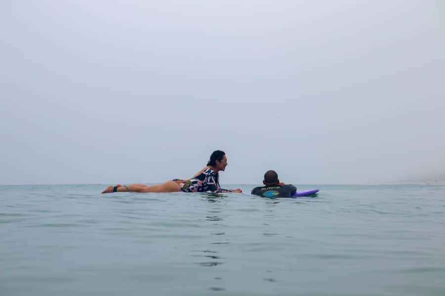 Surf lessons: in Arpoador in Ipanema. - Sand drills that actually transfer to waves
