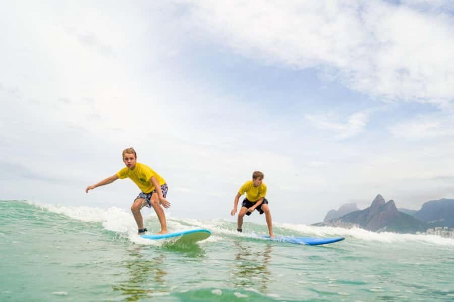 Surf lessons: in Arpoador in Ipanema. - In the water: how you turn practice into real surf