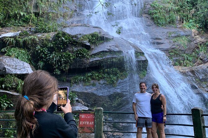 Tijuca Forest Hike - Waterfalls & Caves, Nature & Wild Life! - Cachoeira das Almas: the waterfall stop that lets you cool off