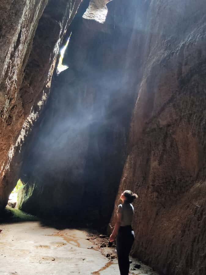 Tijuca Forest´s hike: caves, waterfalls and great views - Praça Afonso Vizeu Meeting Point and the Big Start at Cascatinha Taunay
