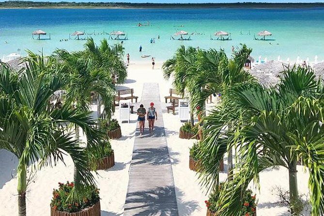 Transfer 4x4 Regular Service Fortaleza - Jericoacoara - Comfort and Small-Group Value: Air-Conditioning and Max 4 Travelers